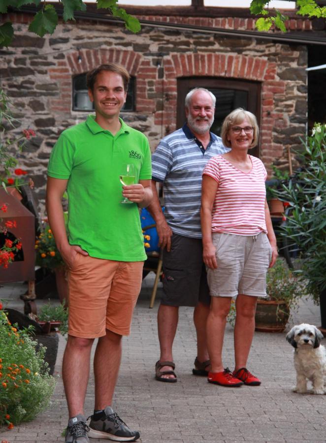 Appartamento Weingut -1869- Brunnenhof Hatzenport Esterno foto